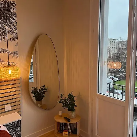 Prive, Vue Eglise, Plein Centre *